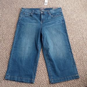 Torrid crop high rise wide leg jeans
